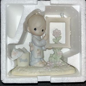 Precious Moment To God Be the Glory